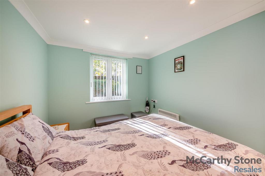 8668912-interior07.jpg
