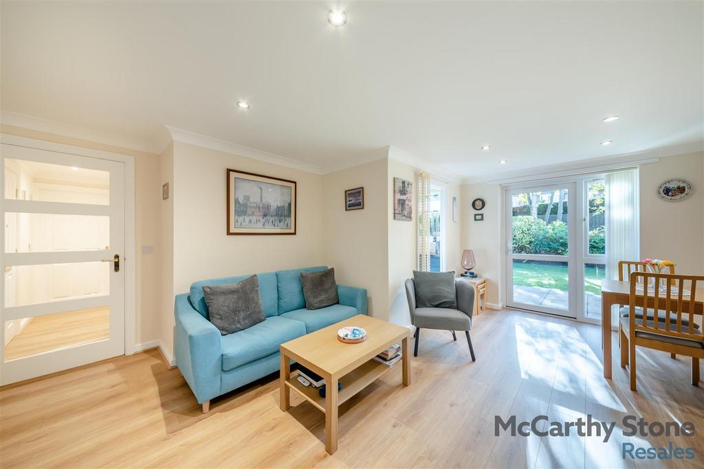 8668912-interior13.jpg