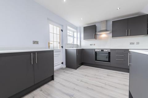 3 bedroom semi-detached house to rent, Gilmour Avenue, Clydebank