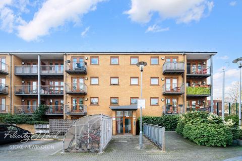 2 bedroom flat for sale, Cazenove Road, London N16