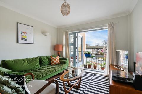 undefined, Cazenove Road, London N16