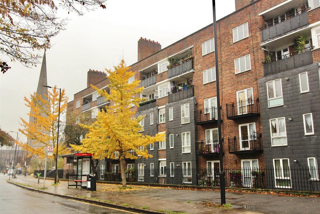 Gaskin House, N16