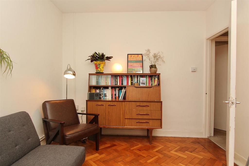 Gaskin House, N16