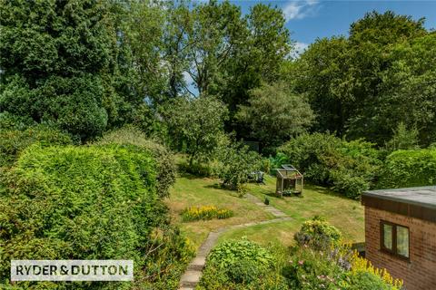 undefined, Thorncliffe Park, Royton, Oldham, Greater Manchester, OL2