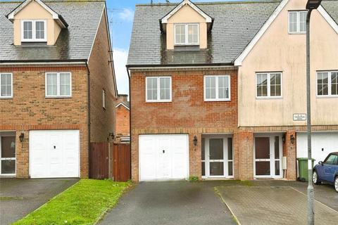Cambridge Road, Crowthorne, Berkshire