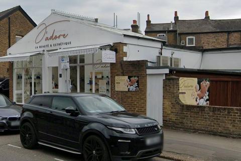 undefined, East Molesey KT8