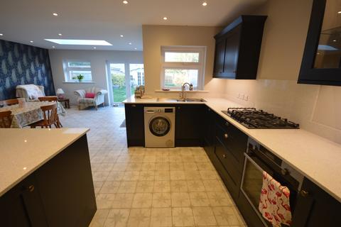 3 bedroom bungalow to rent, Little Dene Copse, Pennington, Lymington, Hampshire, SO41