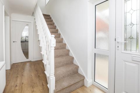 3 bedroom semi-detached house to rent, Cherry Vale, Liverpool, L25