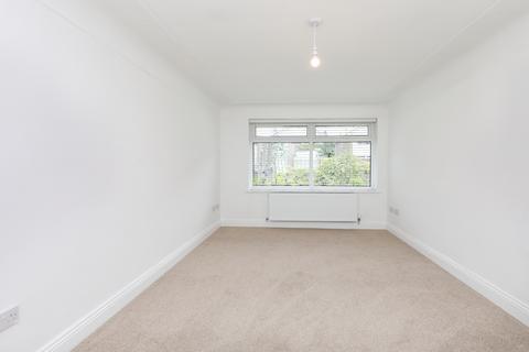 3 bedroom semi-detached house to rent, Cherry Vale, Liverpool, L25