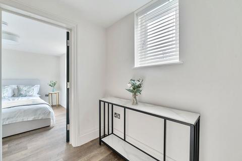 2 bedroom apartment for sale, Flat 2 Devoncroft House, 85 High Street, Esher, Surrey, KT10 9QA