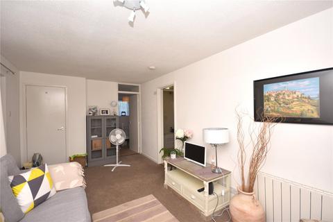 undefined, Garron Close, Aylesbury HP21