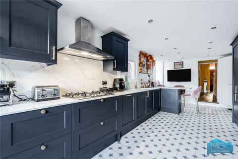 undefined, Squires Lane, Finchley, London, N3