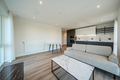 3 bedroom flat to rent, Townsend Road, London, SE3