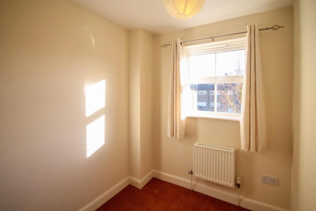 Front Bedroom.jpg