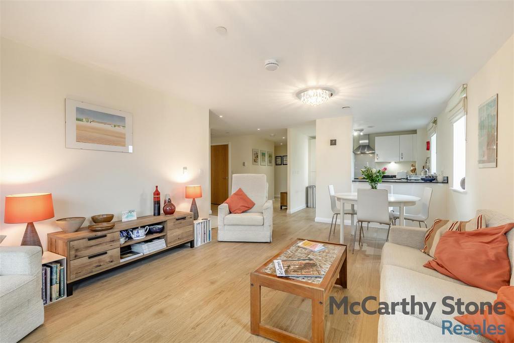 8669244-interior19.jpg