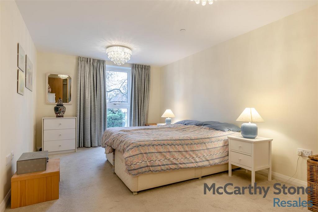 8669244-interior01.jpg