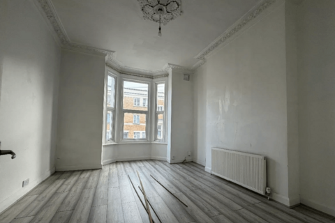 1 bedroom flat to rent, Lambeth, SE5