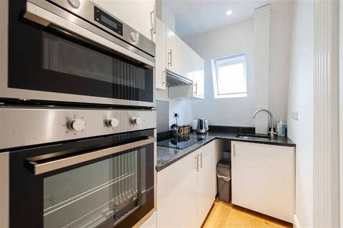 undefined, Hanson Street, London W1W