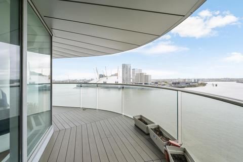 3 bedroom flat for sale, New Providence Wharf, 1 Fairmont Avenue, E14