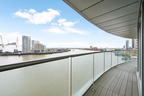 3 bedroom flat for sale, New Providence Wharf, 1 Fairmont Avenue, E14