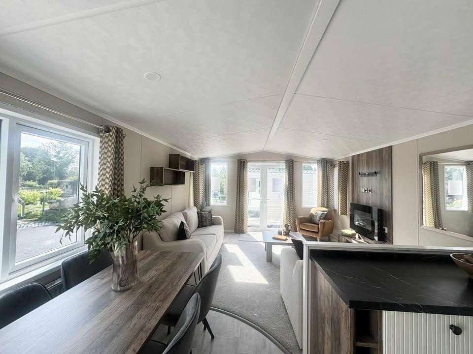- Pemberton Avon For Sale