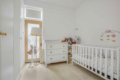 undefined, Verbena Gardens, London W6