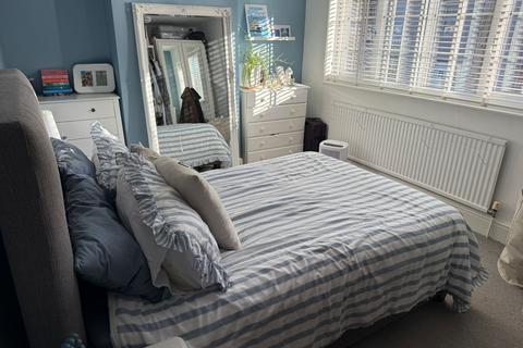 2 bedroom terraced house for sale, Stafford Street, Old Town, Swindon, SN1