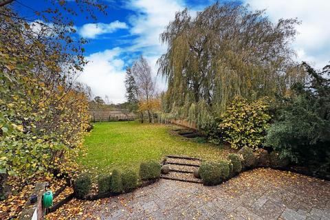 4 bedroom detached house for sale, Clay Lane, Hale