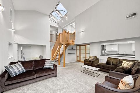 4 bedroom detached house for sale, Clay Lane, Hale