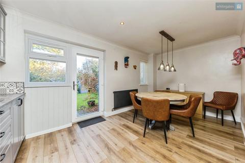 4 bedroom detached house for sale, Fourseasons Close, Crewe, Cheshire, CW2