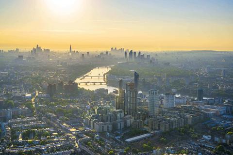4 bedroom penthouse for sale, King's Road Park, Sands End Lane, Fulham, SW6 2FP, London SW6