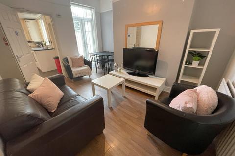 undefined, Ingrow Road, L6 9AJ,