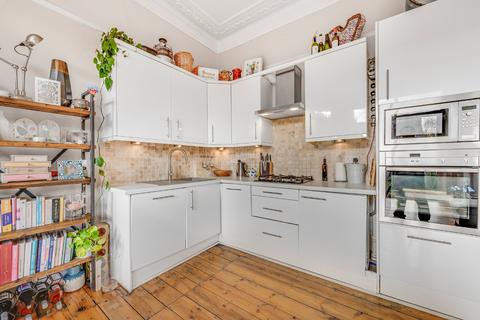 2 bedroom flat for sale, St Leger Court, Brondesbury, London, Willesden Lane, NW6
