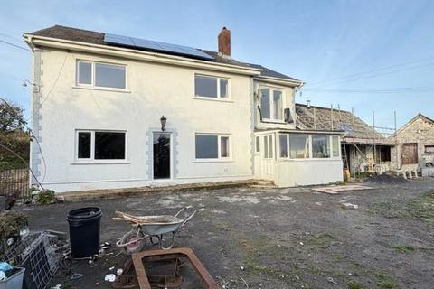4 bedroom detached house for sale, Abernant