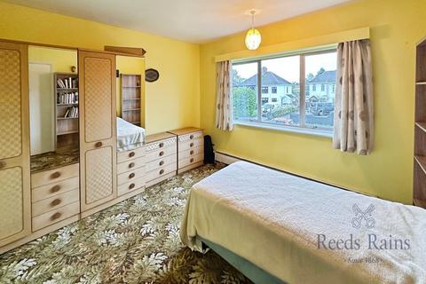 4 bedroom detached house for sale, Leeds Road, North Yorkshire YO8