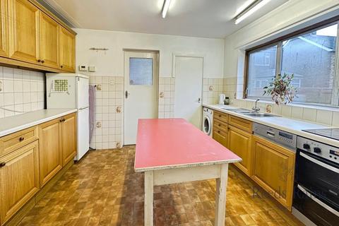 undefined, Leeds Road, North Yorkshire YO8