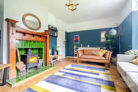 4 bedroom detached house for sale, Tilmore Road, Petersfield, Hampshire, GU32