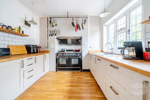 4 bedroom detached house for sale, Tilmore Road, Petersfield, Hampshire, GU32