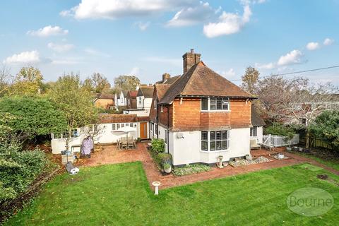 4 bedroom detached house for sale, Tilmore Road, Petersfield, Hampshire, GU32