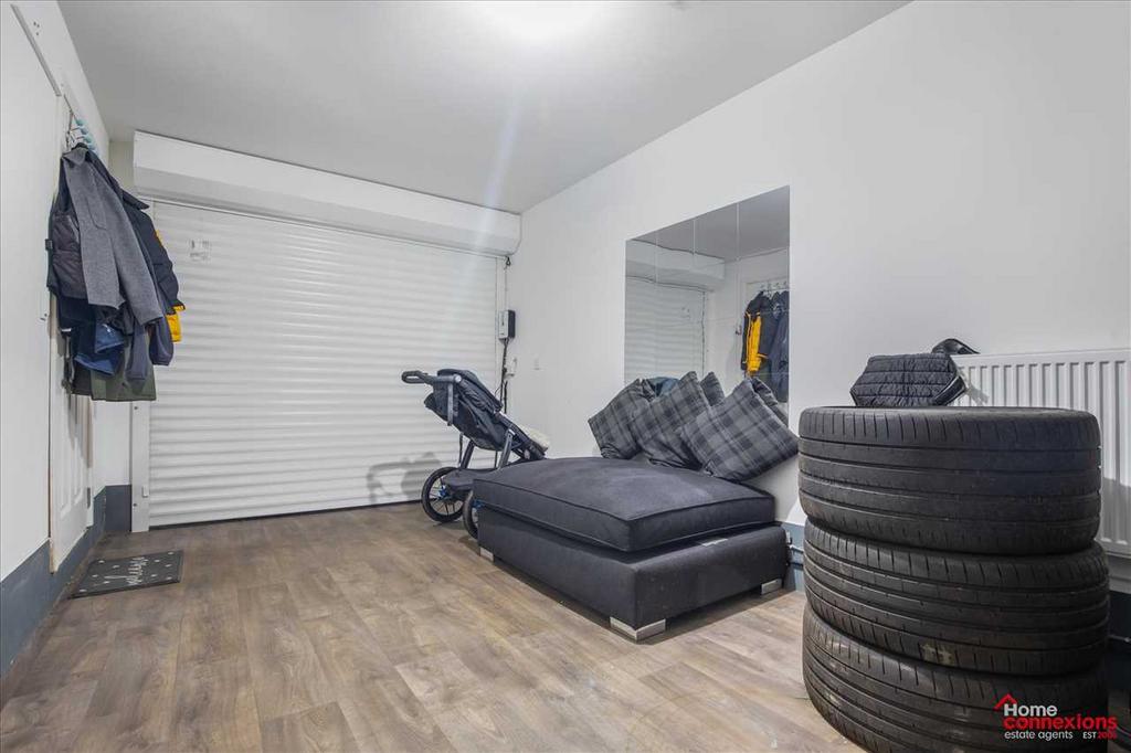 Garage Area (1)