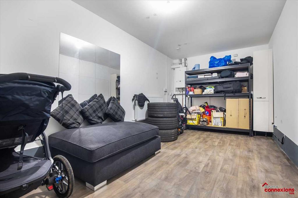 Garage Area (2)