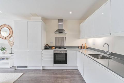 2 bedroom flat for sale, Polytechnic Street, Woolwich, London, SE18