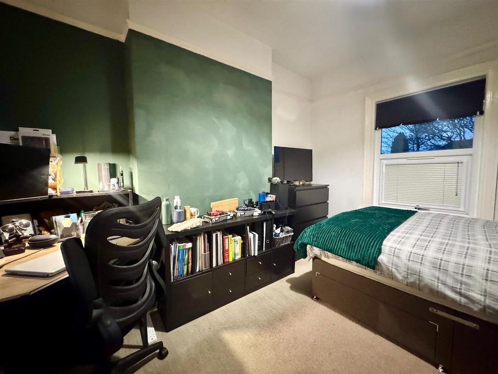 Bedroom 2 (2)-fotor-20251113104637.jpg