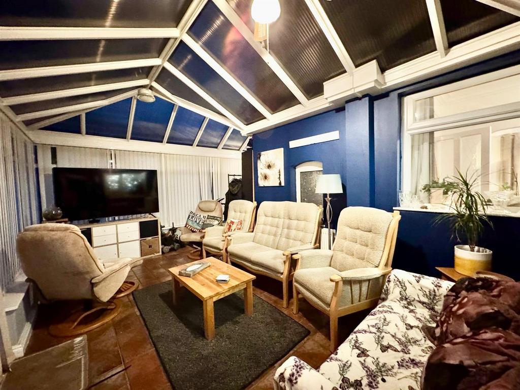 Conservatory (1).jpg