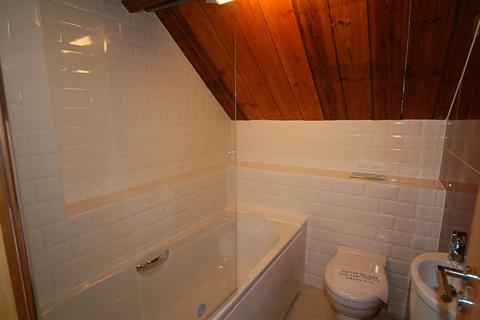 2 bedroom apartment for sale, Mill Park Gardens, Mildenhall, Bury St. Edmunds, Suffolk, IP28