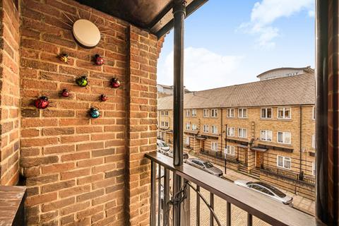 undefined, Manchester Road, London