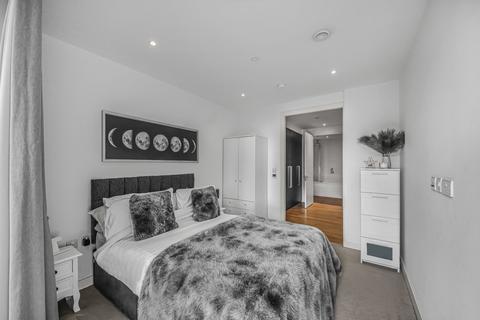 1 bedroom flat for sale, Southwark Bridge Road, London