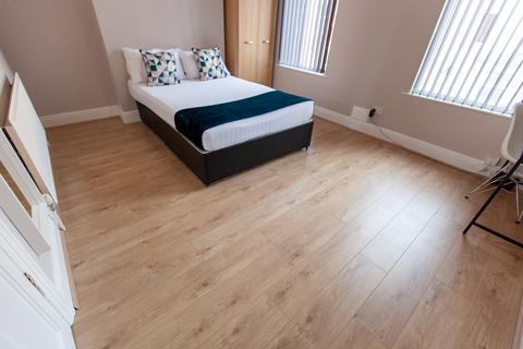 undefined, Halsbury Road, L6 6DG,