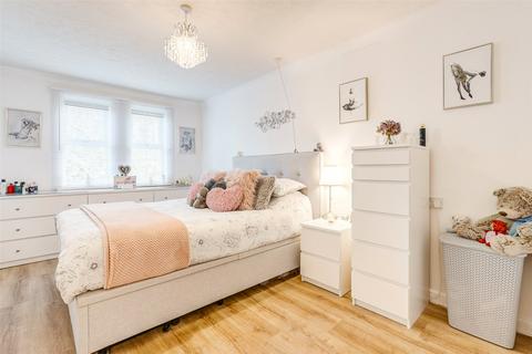 1 bedroom retirement property for sale, Shelley Road, Worthing, West Sussex, BN11
