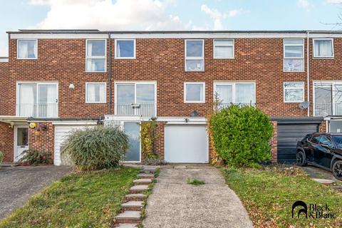 3 bedroom terraced house for sale, Cameron Road, Bromley, BR2